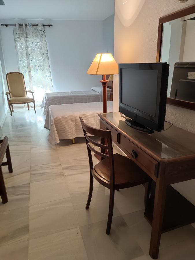 Hotel Cervantes Badajoz Esterno foto