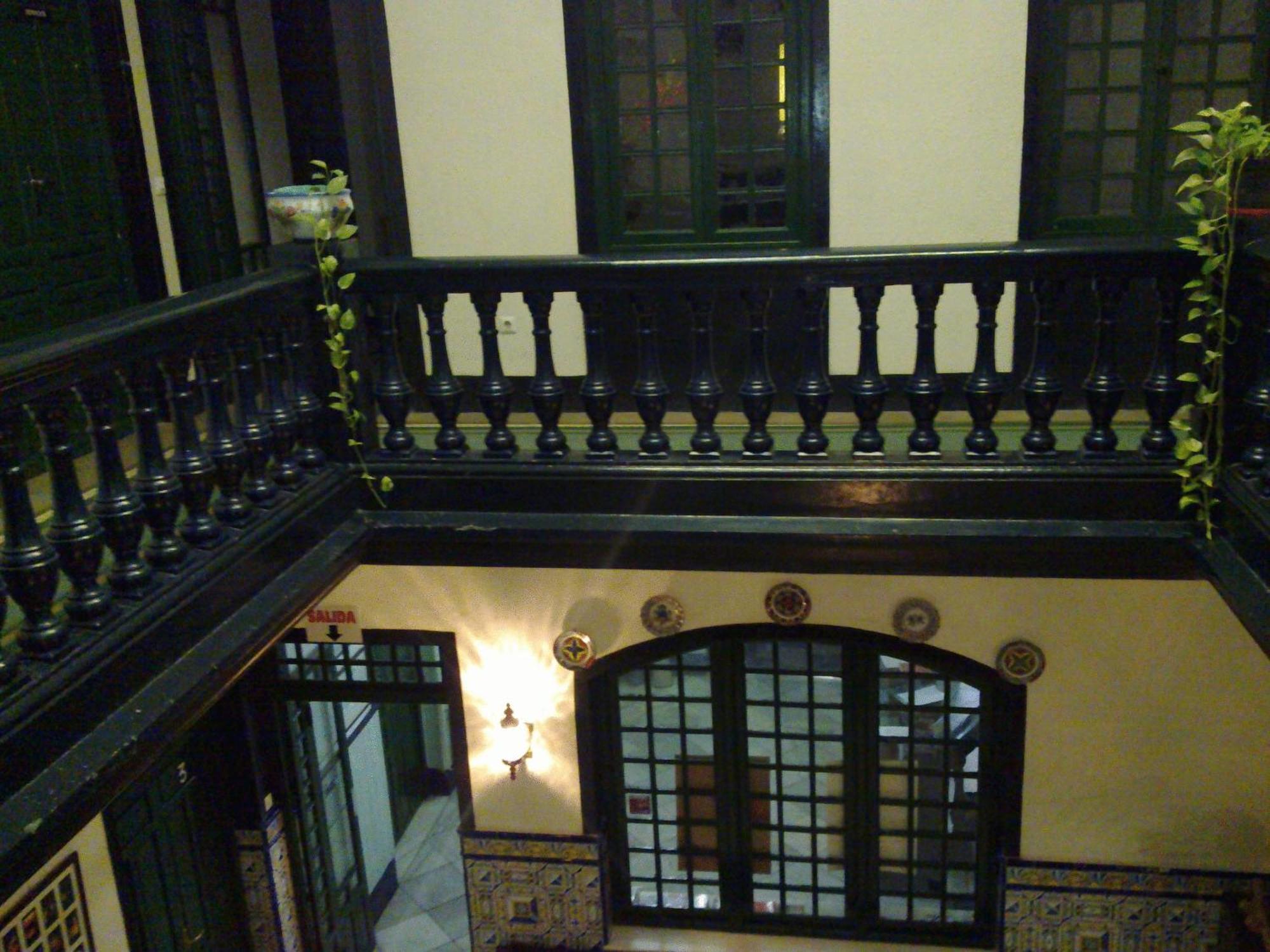 Hotel Cervantes Badajoz Esterno foto